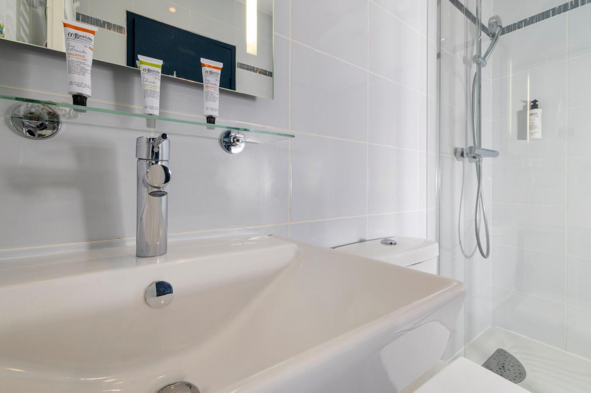 Moderne Saint Germain Hotel 3*